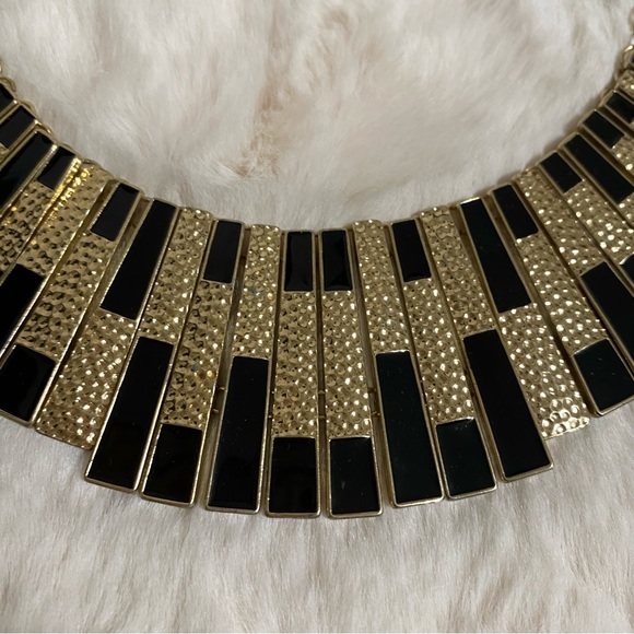 Forever 21 necklace - Picture 2 of 7